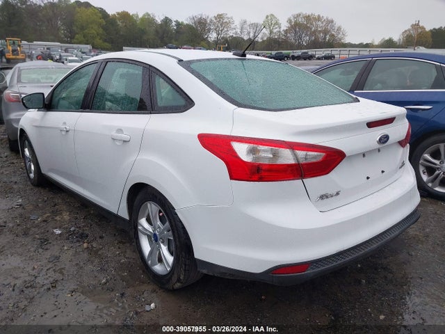 Ford FOCUS SE 2014 1FADP3F28EL161215 Image 3
