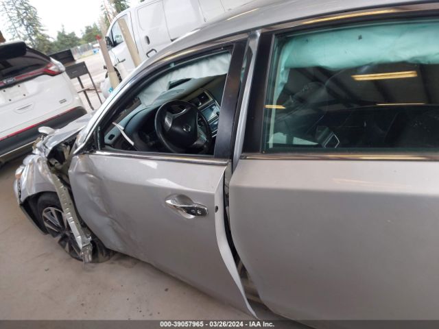 1N4AL3AP1HC137960 Nissan Altima 2.5 Sl