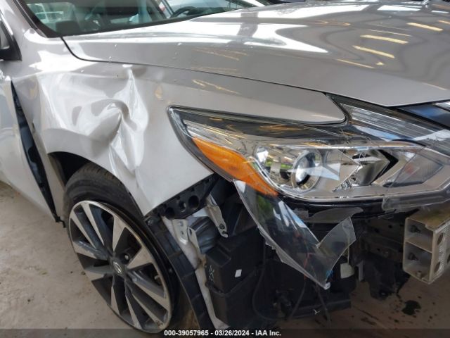 1N4AL3AP1HC137960 Nissan Altima 2.5 Sl