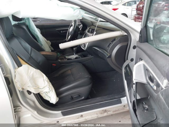 1N4AL3AP1HC137960 Nissan Altima 2.5 Sl