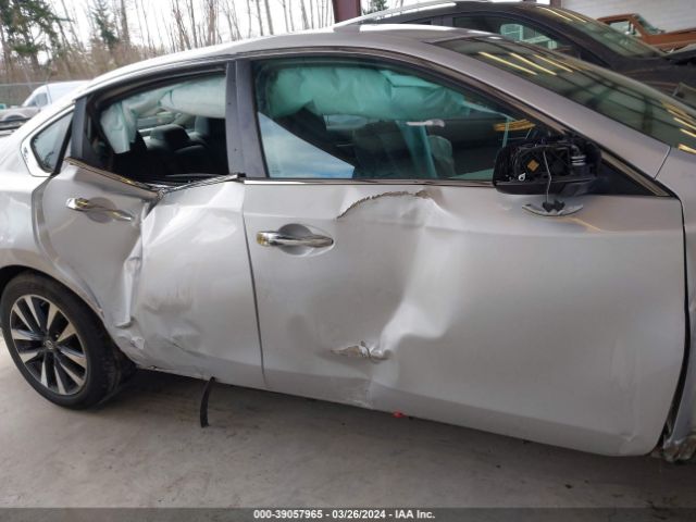 1N4AL3AP1HC137960 Nissan Altima 2.5 Sl