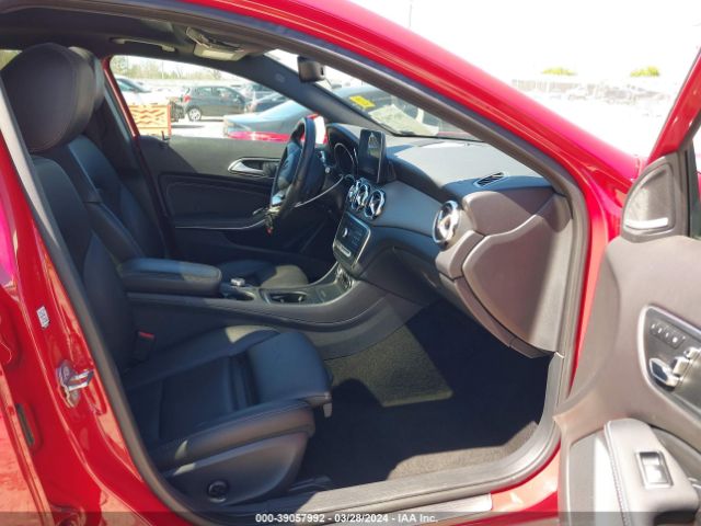 WDCTG4EB6JJ467200 Mercedes-Benz GLA 250