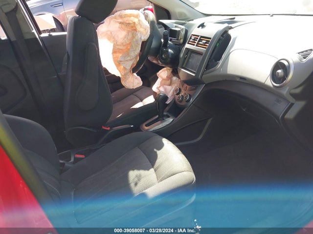 Chevrolet Sonic Lt Auto 2016 1G1JC5SH5G4164254 Image 5