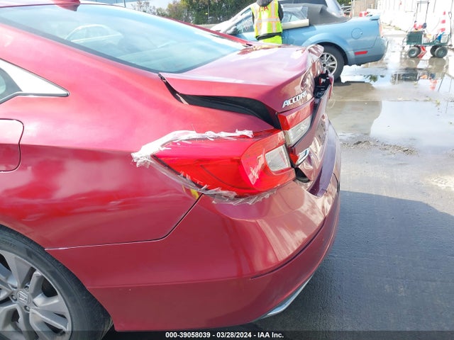 Honda ACCORD LX 2018 1HGCV1F13JA166708 Image 18