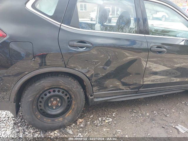 Nissan ROGUE S 2017 JN8AT2MV0HW254091 Image 6