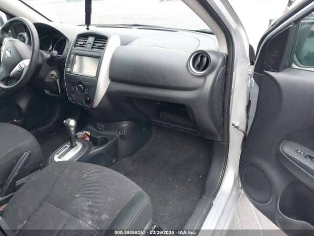 3N1CN7AP7KL819664 Nissan Versa 1.6 Sv
