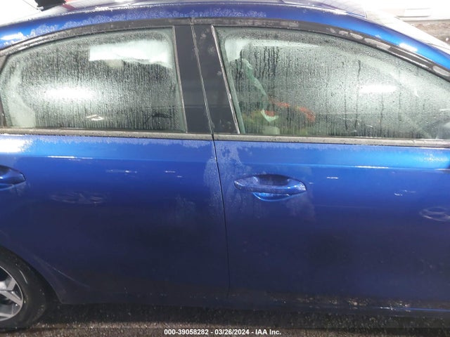 KIA Forte Lxs 2019 3KPF24AD4KE115515 Image 14