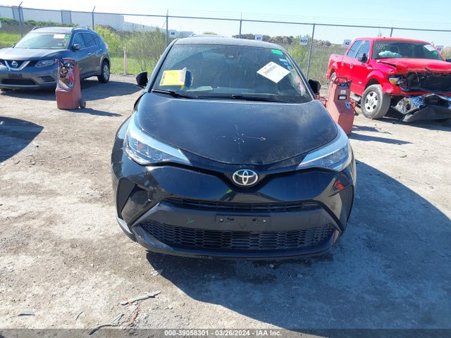 Toyota C-HR XLE 2020 JTNKHMBX9L1068181 Image 12