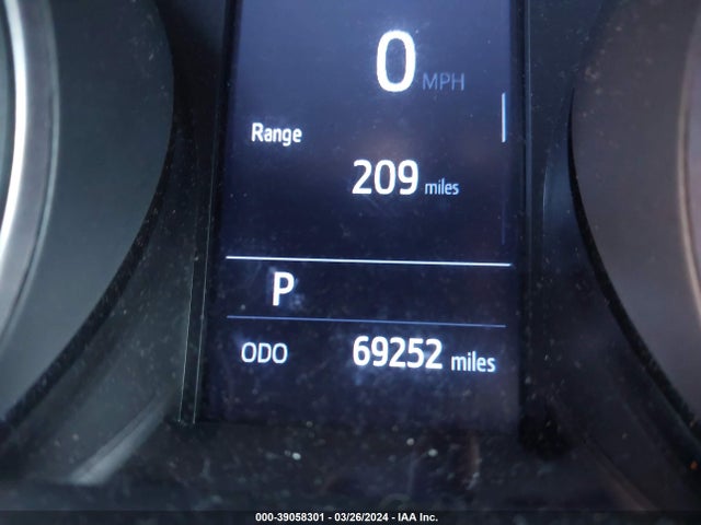 Toyota C-HR XLE 2020 JTNKHMBX9L1068181 Image 15