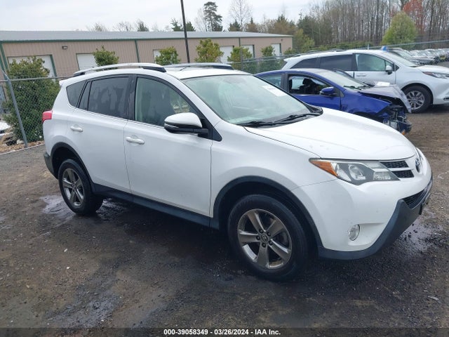 Toyota Rav4 Xle 2015 JTMRFREV3FD136770 Image 1
