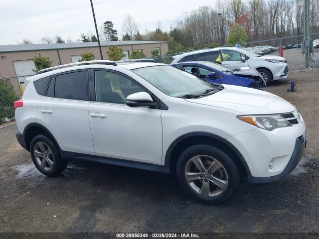 Toyota Rav4 Xle 2015 JTMRFREV3FD136770 Image 13