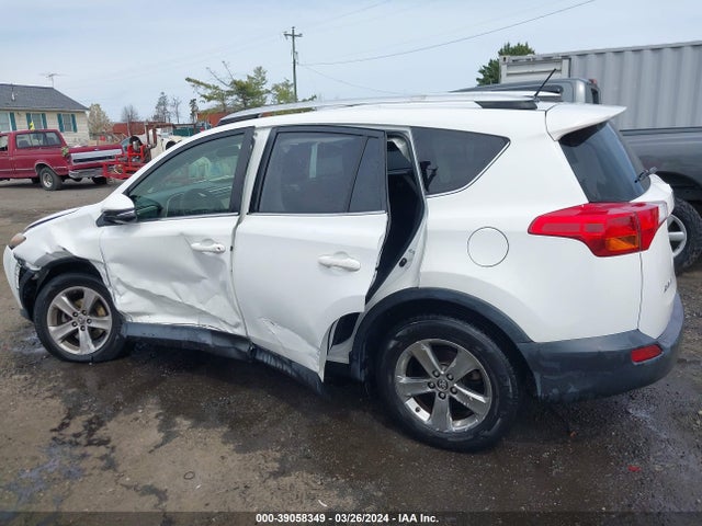 Toyota Rav4 Xle 2015 JTMRFREV3FD136770 Image 14