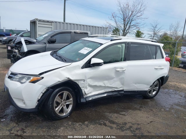 Toyota Rav4 Xle 2015 JTMRFREV3FD136770 Image 6