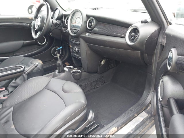 2013 MINI CONVERTIBLE WMWZP3C55DT297831 Photo 4