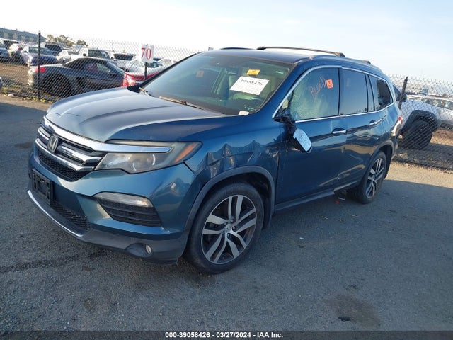 Honda Pilot Touring 2016 5FNYF5H93GB028629 Image 2