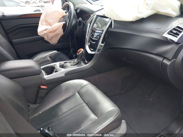 3GYFNBE33GS546993 Cadillac Srx Luxury Collection