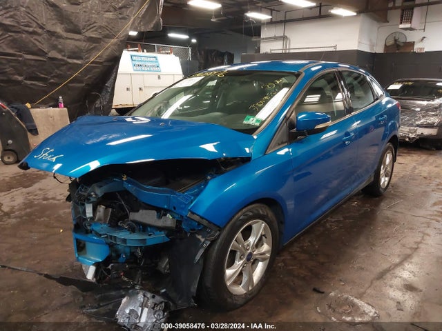 Ford FOCUS SE 2014 1FADP3F22EL344335 Image 2