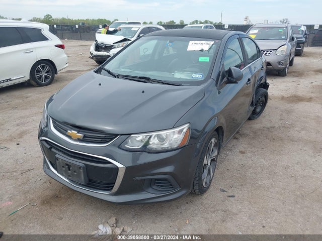 Chevrolet Sonic Premier Auto 2017 1G1JF5SB9H4133738 Image 2