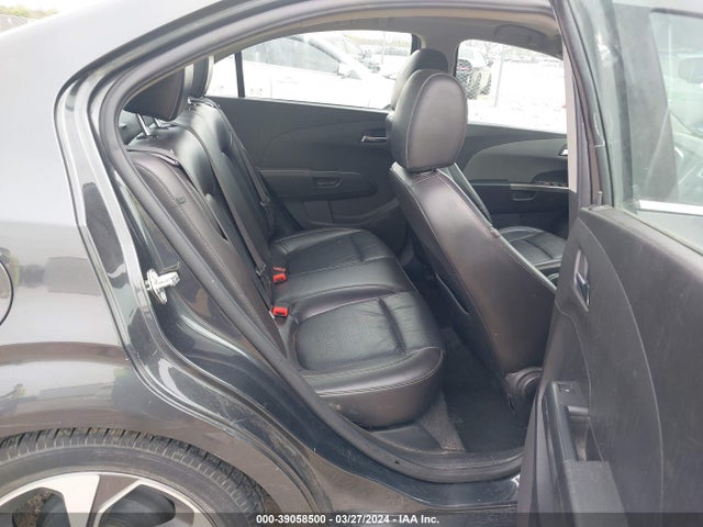 Chevrolet Sonic Premier Auto 2017 1G1JF5SB9H4133738 Image 8