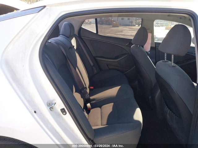 KIA Optima Lx 2015 KNAGM4A79F5665008 Image 8