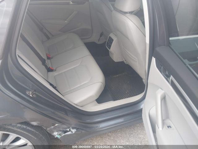 1VWBS7A34GC068795 Volkswagen Passat 1.8t Se