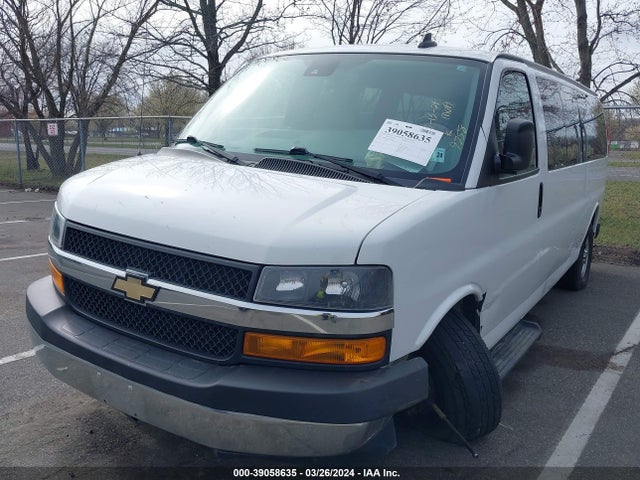 Chevrolet Express 3500 Lt 2019 1GAZGPFG9K1209758 Image 2