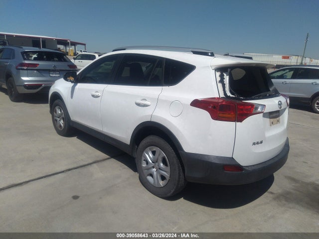 Toyota RAV4 LE 2014 JTMZFREV1EJ022606 Image 3