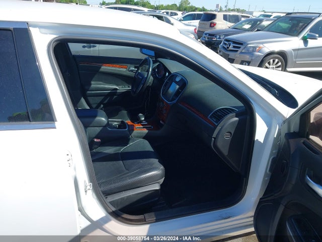 Chrysler 300 2014 2C3CCAAGXEH228956 Image 5