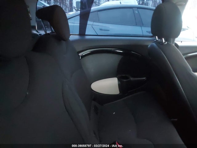 2009 MINI COOPER CLUBMAN WMWML33559TX35664 Photo 7