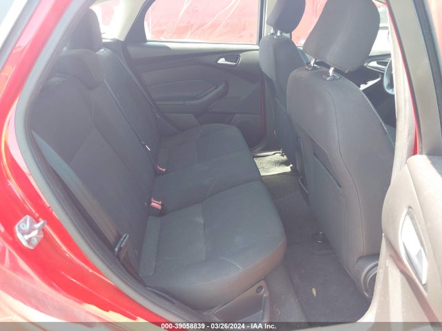 Ford FOCUS SE 2016 1FADP3K29GL339142 Image 8