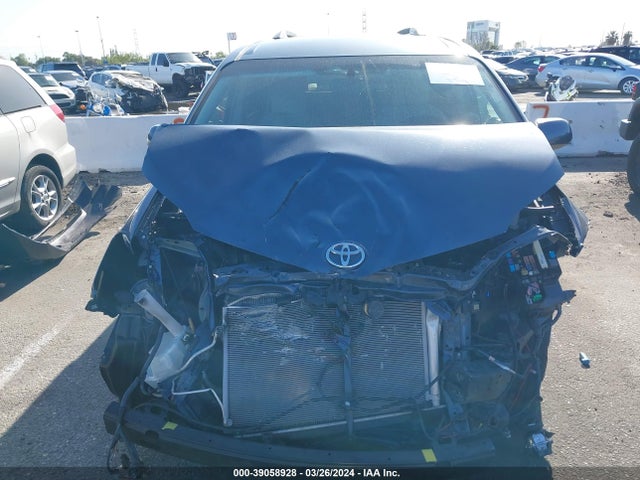 Toyota Sienna Le 8 Passenger 2015 5TDKK3DCXFS613497 Image 11