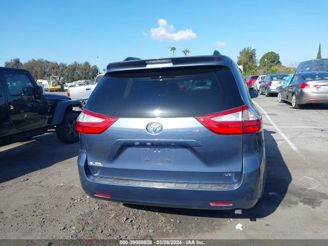 Toyota Sienna Le 8 Passenger 2015 5TDKK3DCXFS613497 Image 15