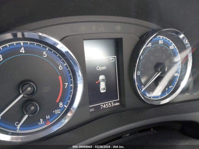 Toyota COROLLA SE 2017 5YFBURHE2HP599678 Image 16