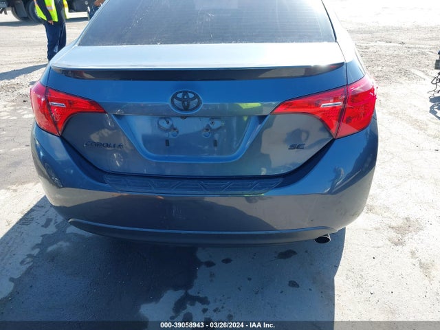 Toyota COROLLA SE 2017 5YFBURHE2HP599678 Image 17