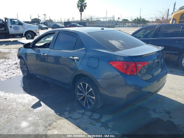 Toyota COROLLA SE 2017 5YFBURHE2HP599678 Image 3