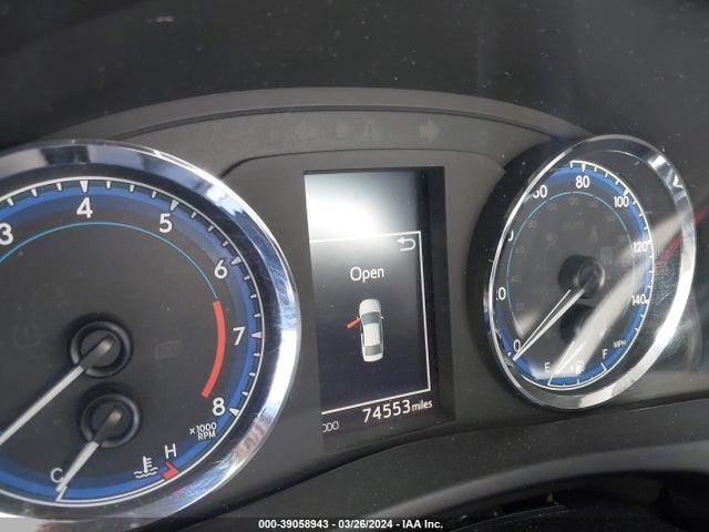 Toyota COROLLA SE 2017 5YFBURHE2HP599678 Image 7