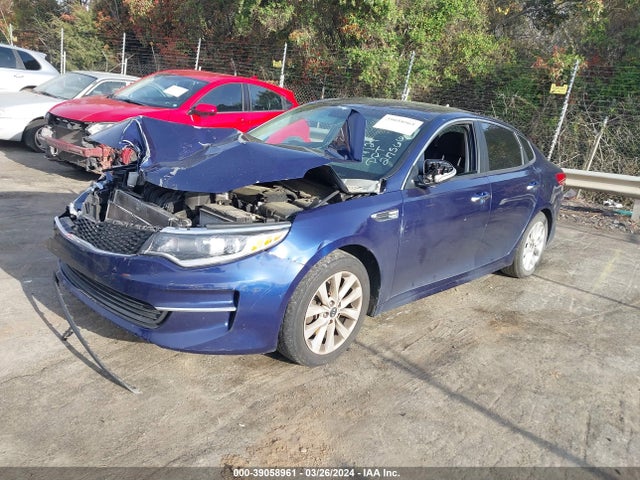 KIA Optima Lx 2017 5XXGT4L38HG163072 Image 2