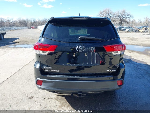 Toyota Highlander Xle 2017 5TDJZRFHXHS455927 Image 17