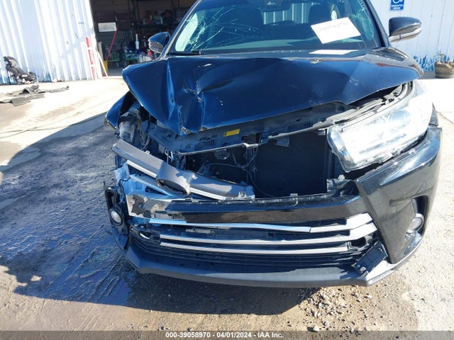 Toyota Highlander Xle 2017 5TDJZRFHXHS455927 Image 6
