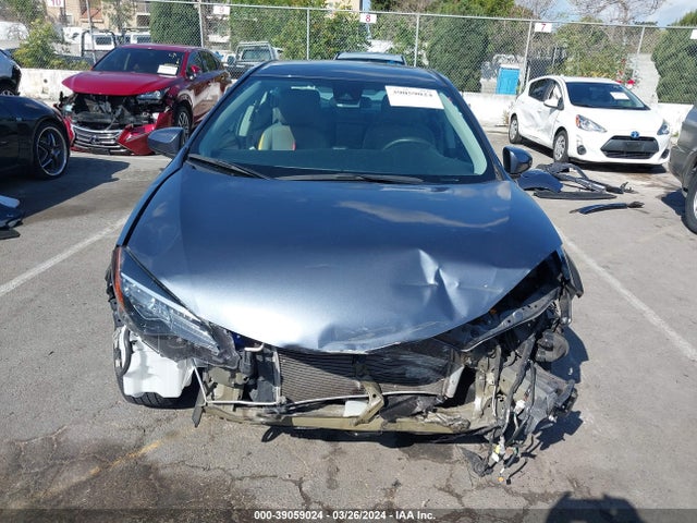 Toyota COROLLA LE 2018 5YFBURHE3JP843392 Image 6