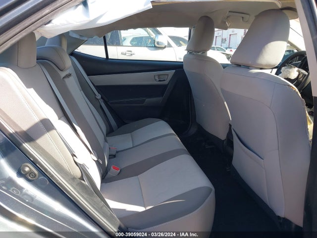 Toyota COROLLA LE 2018 5YFBURHE3JP843392 Image 8