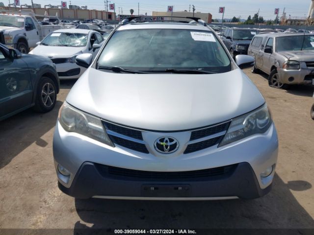 JTMWFREV6EJ016027 Toyota Rav4 Xle