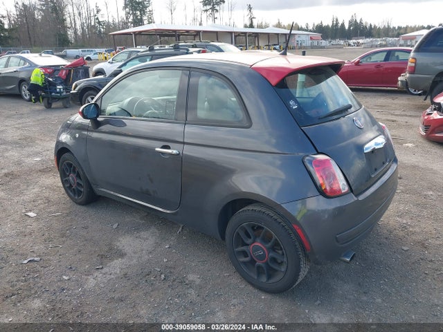2015 FIAT 500 3C3CFFAR7FT642744 Photo 2