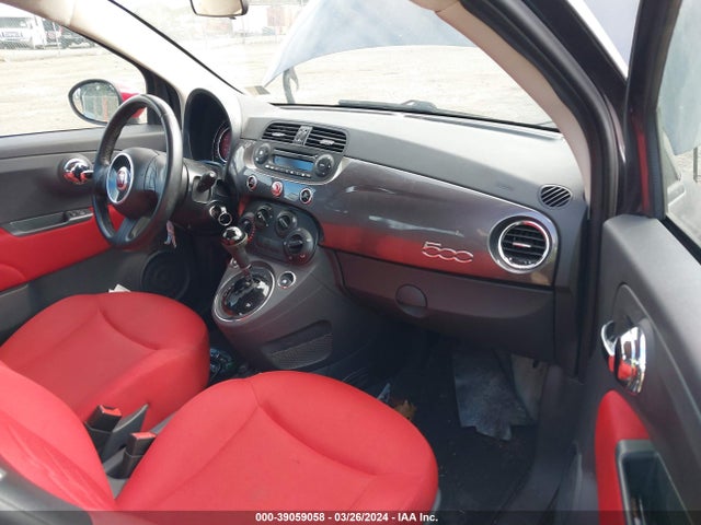2015 FIAT 500 3C3CFFAR7FT642744 Photo 4