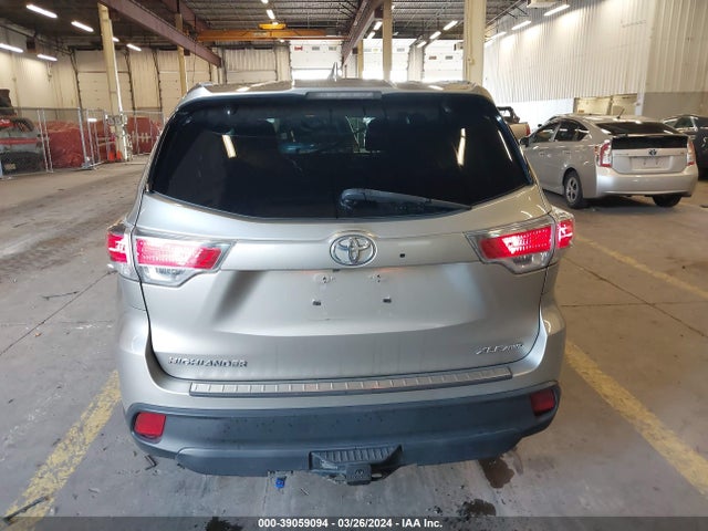 Toyota Highlander Xle V6 2014 5TDJKRFH1ES013067 Image 16