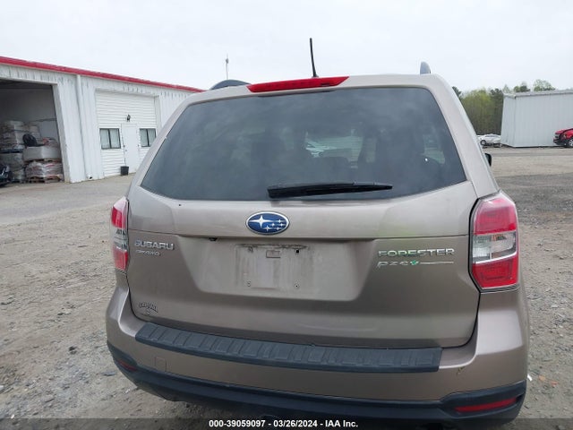 Subaru Forester 2.5i Premium 2015 JF2SJADCXFH463498 Image 17