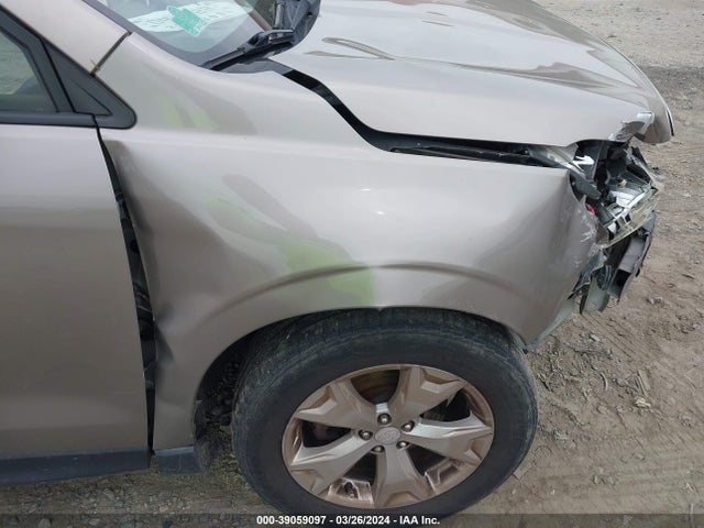 Subaru Forester 2.5i Premium 2015 JF2SJADCXFH463498 Image 21