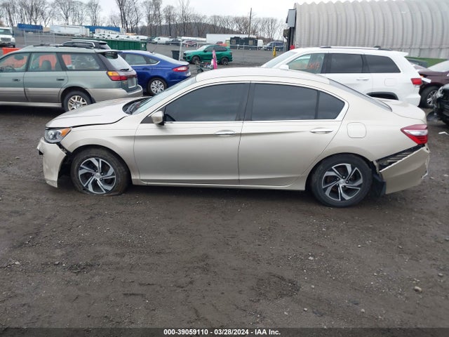 Honda ACCORD LX 2017 1HGCR2F35HA201013 Image 14
