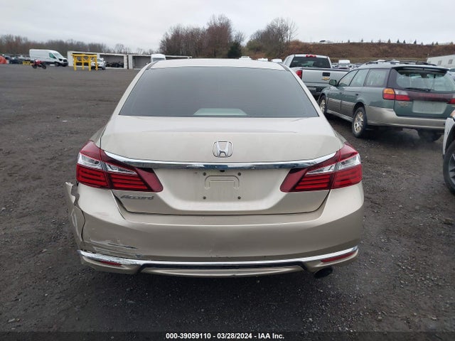 Honda ACCORD LX 2017 1HGCR2F35HA201013 Image 16