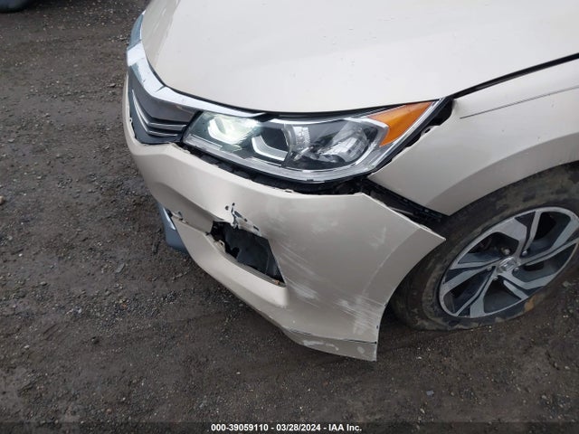 Honda ACCORD LX 2017 1HGCR2F35HA201013 Image 17